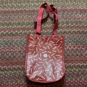 LULULEMON RED HOLIDAY EDITION SMALL REUSABLE BAG